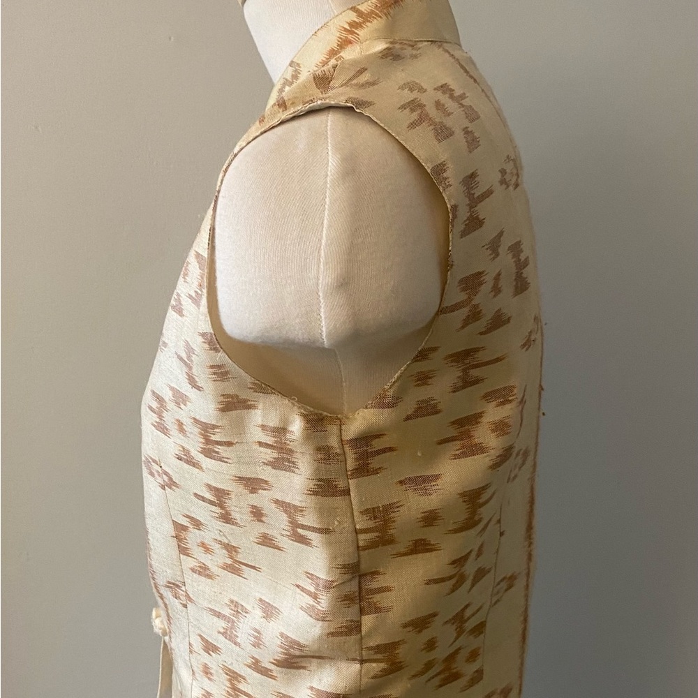 Custom-tailored Thai Silk Shirt with Embroidered Buttons